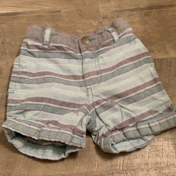 Boys Shorts and Jeans Bundle 12mo-2t - Picture 4 of 8